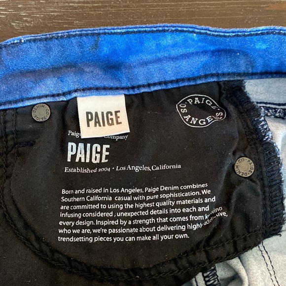 Paige denim ladies jeans with starry night type scene in size 27. - Picture 4 of 10